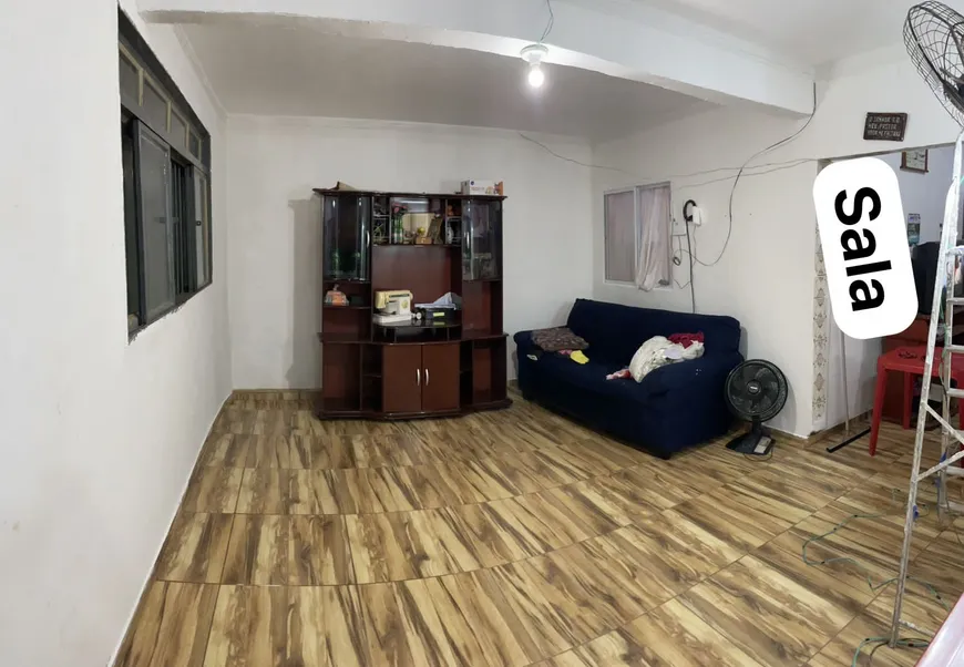 Foto 1 de Casa com 3 Quartos à venda, 200m² em Recanto das Emas, Brasília