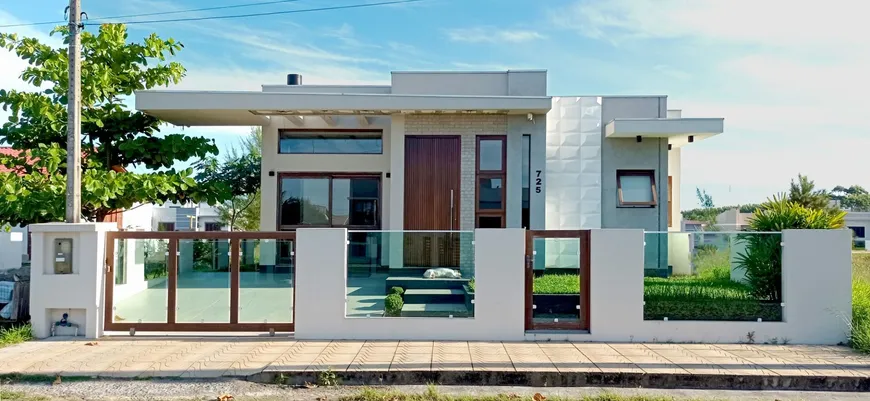 Foto 1 de Casa com 3 Quartos à venda, 141m² em Balneário Bella Torres, Passo de Torres