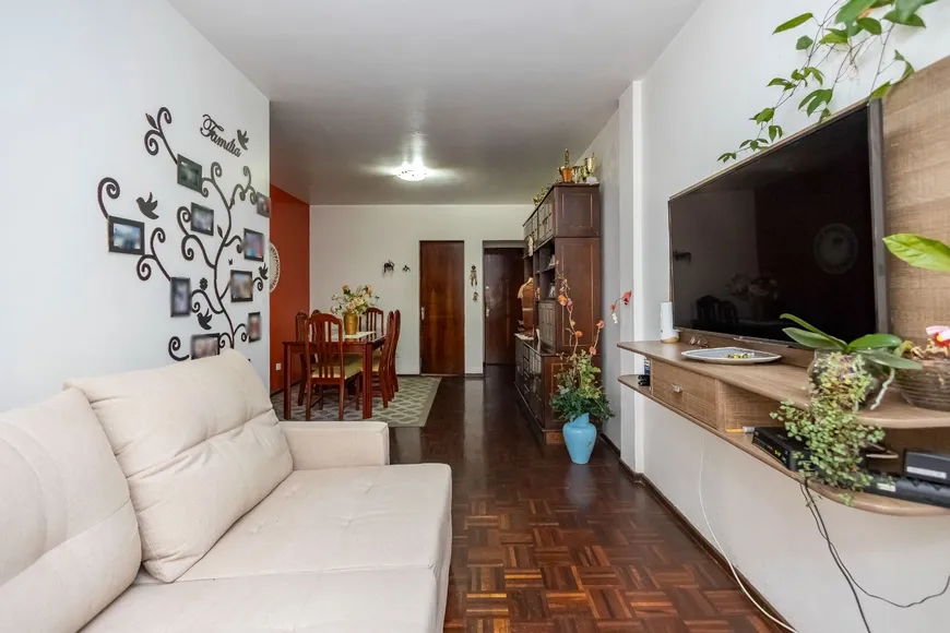 Foto 1 de Apartamento com 3 Quartos à venda, 78m² em Vila Izabel, Curitiba