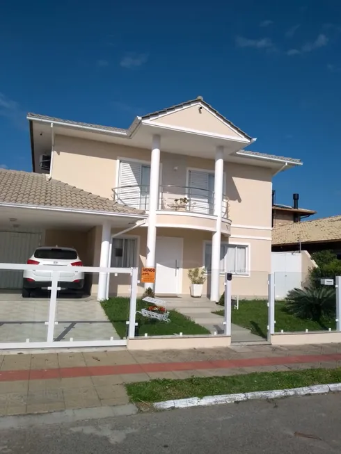 Foto 1 de Casa com 3 Quartos à venda, 304m² em Cachoeira do Bom Jesus, Florianópolis