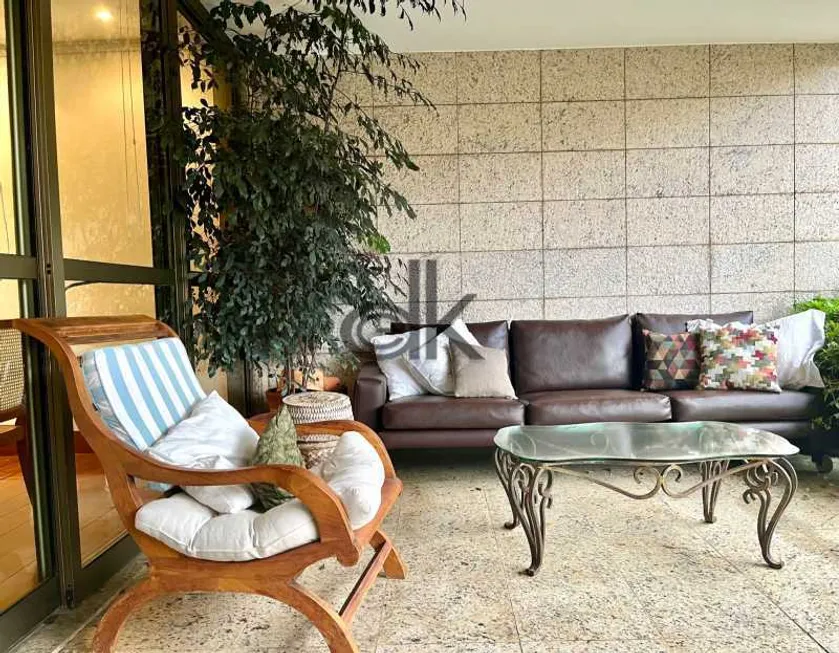Foto 1 de Apartamento com 4 Quartos à venda, 227m² em Jardim Oceanico, Rio de Janeiro