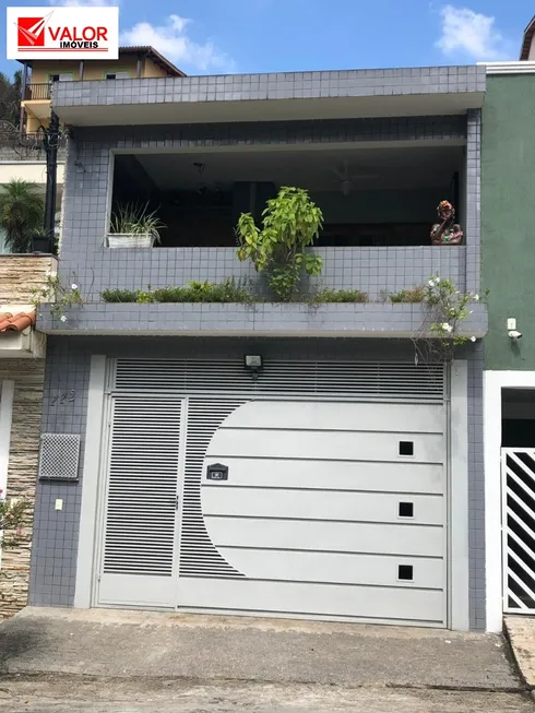 Foto 1 de Sobrado com 3 Quartos à venda, 120m² em Jardim Londrina, São Paulo