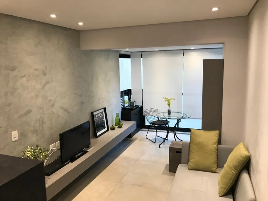 Foto 1 de Apartamento com 1 Quarto para alugar, 30m² em Paraíso, São Paulo