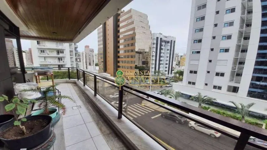 Foto 1 de Apartamento com 4 Quartos à venda, 153m² em Centro, Florianópolis