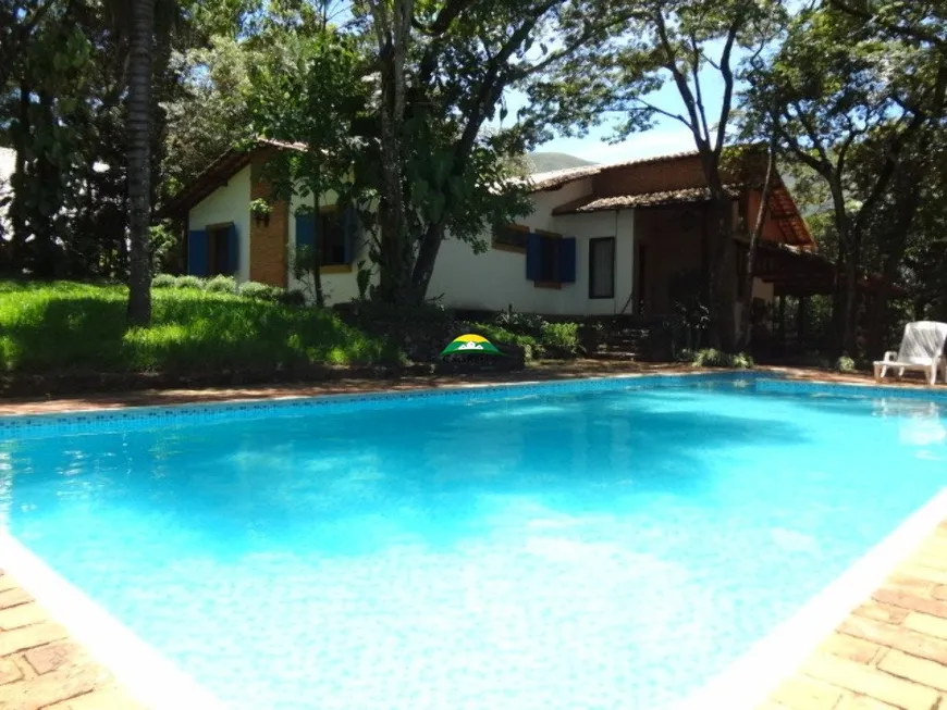 Foto 1 de Casa de Condomínio com 4 Quartos à venda, 500m² em Condomínio Retiro do Chalé, Brumadinho