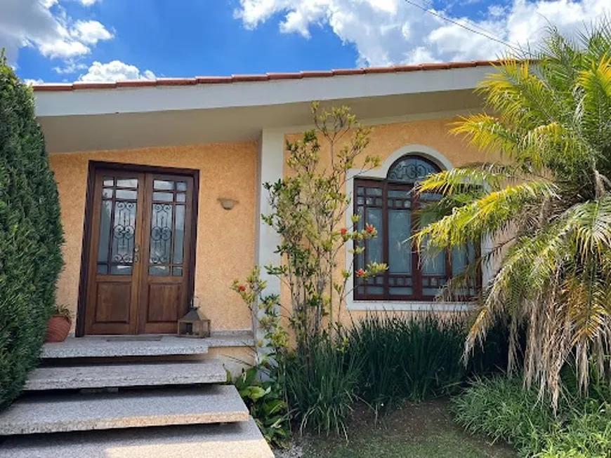 Foto 1 de Casa com 2 Quartos à venda, 230m² em Jardim Maristela, Atibaia