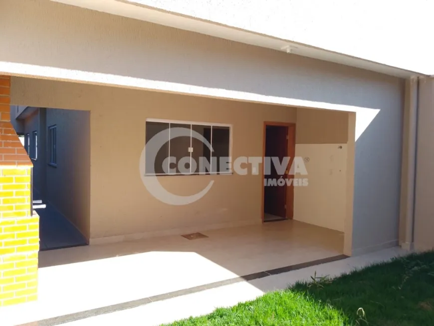 Foto 1 de Casa com 3 Quartos à venda, 104m² em Setor Cristina, Goiânia