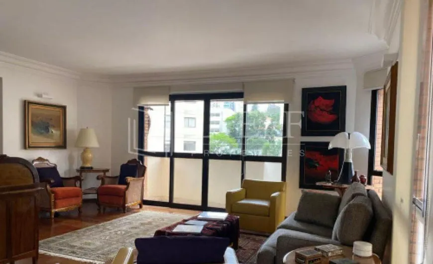 Foto 1 de Apartamento com 3 Quartos à venda, 157m² em Jardim América, São Paulo