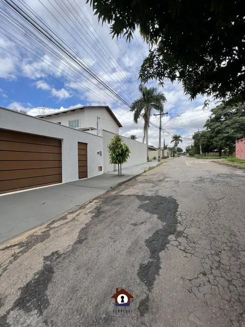Foto 1 de Casa com 3 Quartos à venda, 195m² em Parque Anhangüera, Goiânia