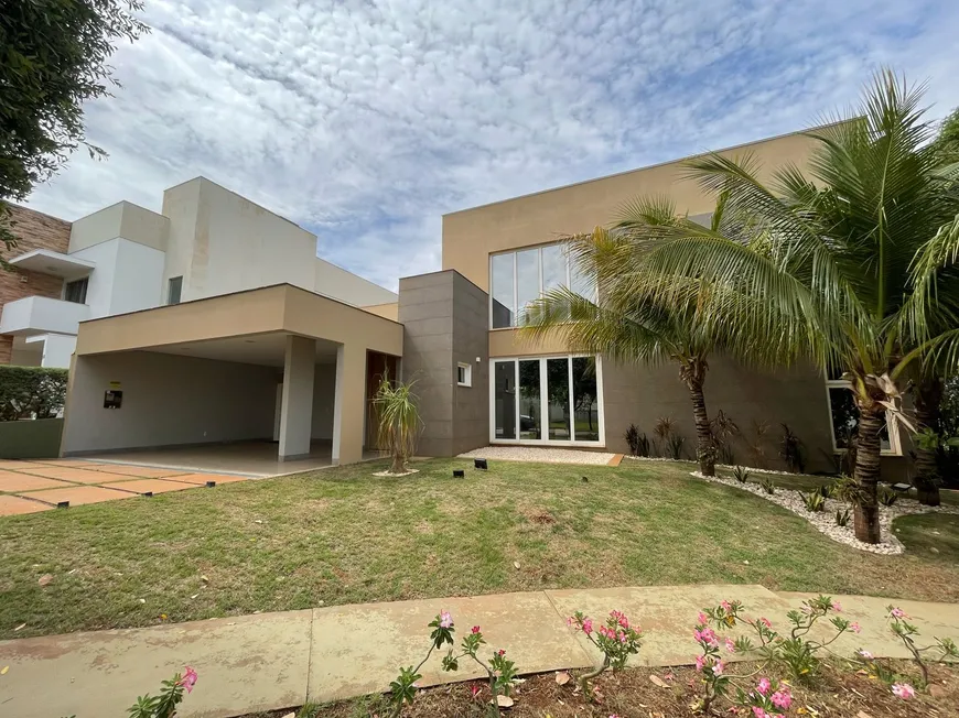 Foto 1 de Casa de Condomínio com 3 Quartos para venda ou aluguel, 330m² em Jardim Imperial, Cuiabá