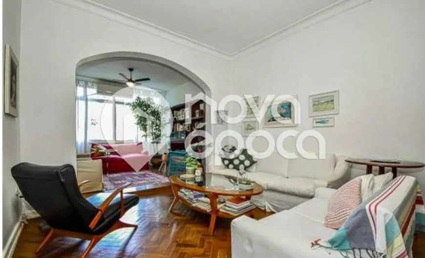 Foto 1 de Apartamento com 3 Quartos à venda, 135m² em Humaitá, Rio de Janeiro