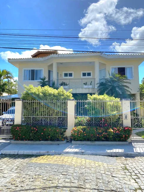 Foto 1 de Casa de Condomínio com 5 Quartos à venda, 325m² em Busca Vida Abrantes, Camaçari
