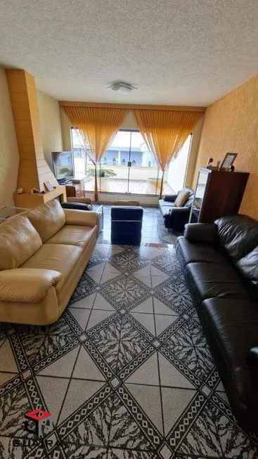 Foto 1 de Sobrado com 3 Quartos à venda, 253m² em Vila Mazzei, Santo André