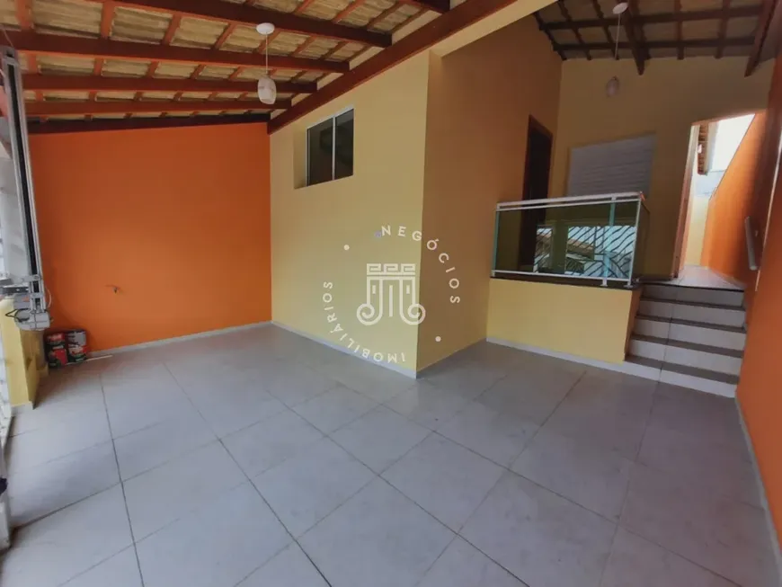 Foto 1 de Casa com 2 Quartos à venda, 130m² em Vila Aielo, Jundiaí