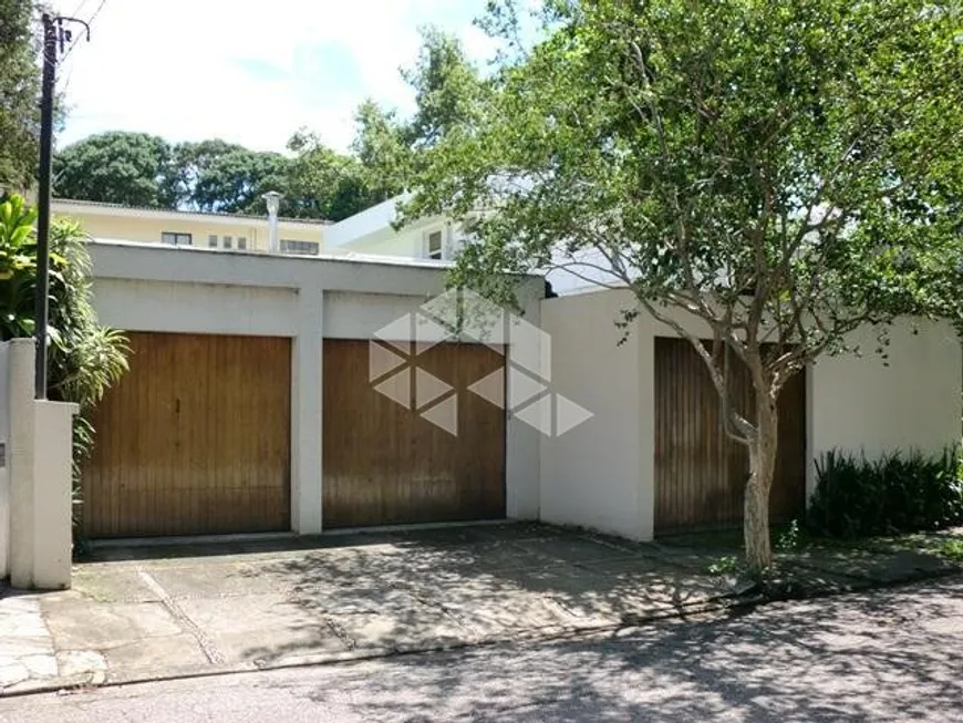 Foto 1 de Casa com 4 Quartos à venda, 420m² em Vila Madalena, São Paulo