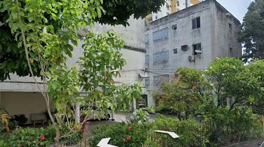 Foto 1 de Lote/Terreno à venda, 735m² em Madalena, Recife