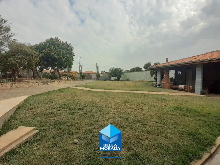 Foto 1 de Fazenda/Sítio com 3 Quartos à venda, 1200m² em Bairro dos Pires, Limeira