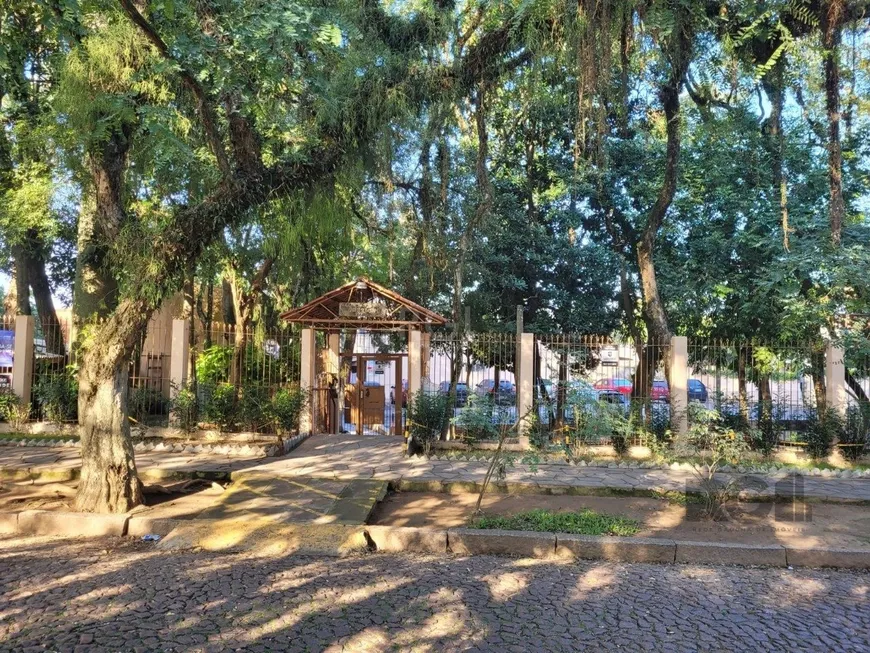 Foto 1 de Casa de Condomínio com 2 Quartos à venda, 35m² em Guarujá, Porto Alegre