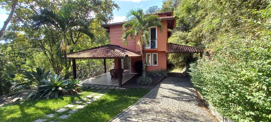 Foto 1 de Casa de Condomínio com 4 Quartos à venda, 272m² em Maria Paula, Niterói