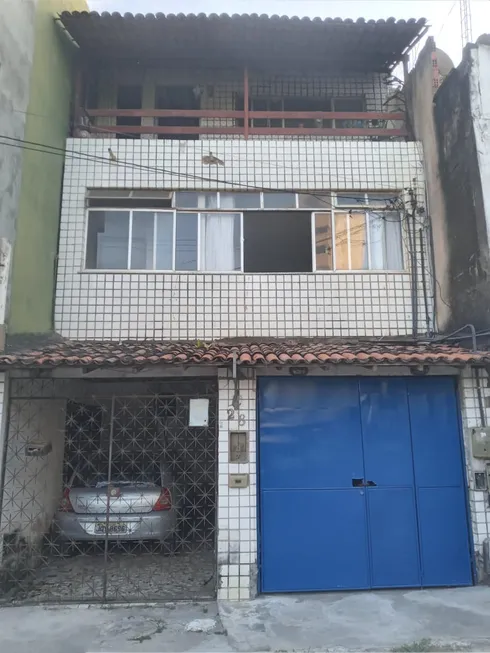 Foto 1 de Casa com 2 Quartos à venda, 60m² em Pituaçu, Salvador