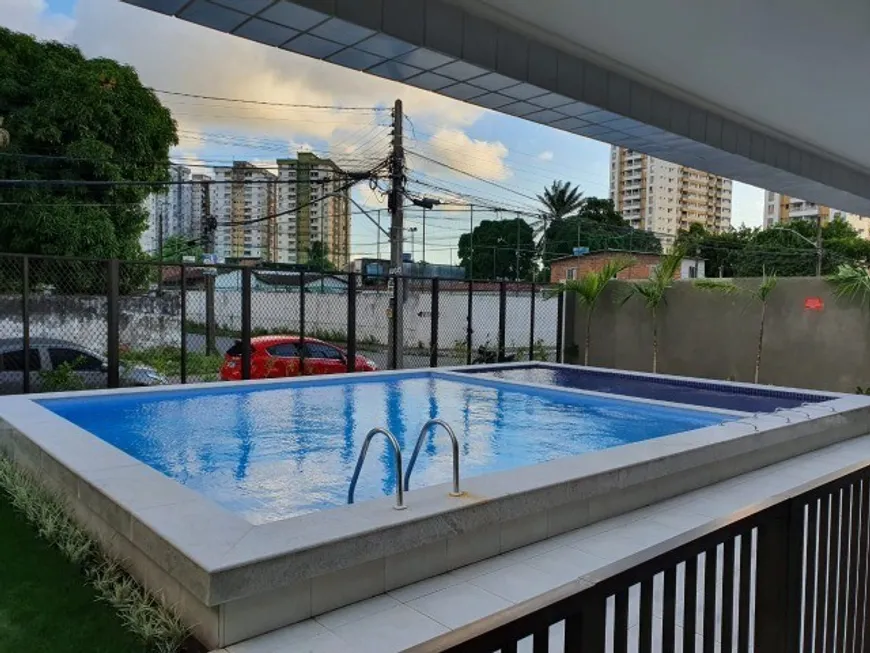 Foto 1 de Apartamento com 2 Quartos para alugar, 55m² em Caxangá, Recife