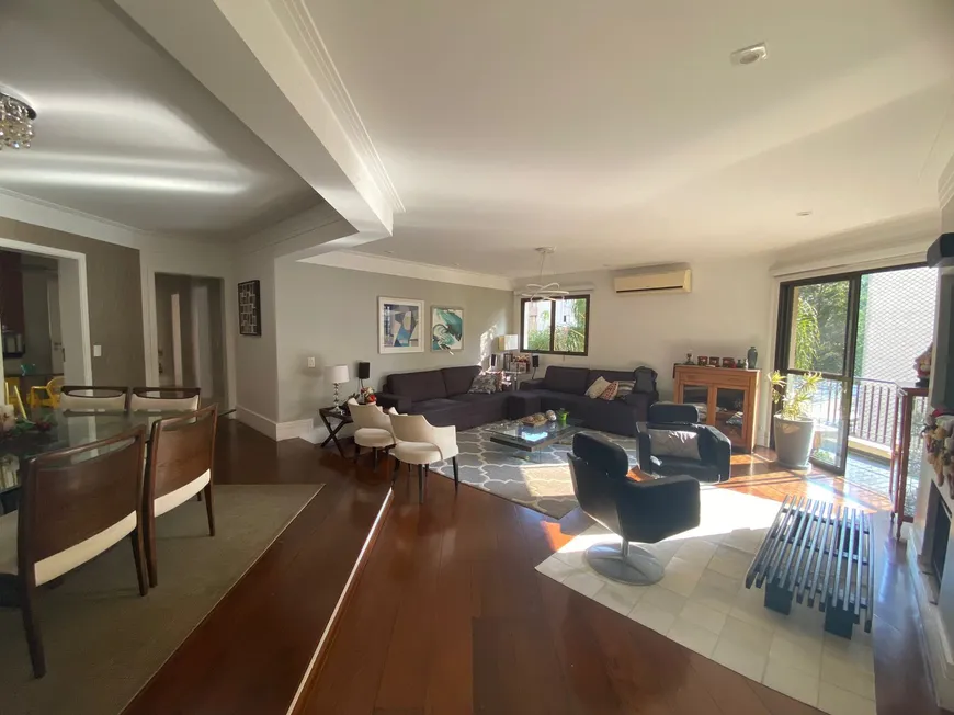 Foto 1 de Apartamento com 3 Quartos à venda, 170m² em Morumbi, São Paulo