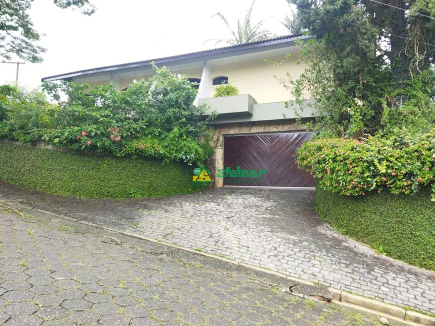 Foto 1 de Casa com 4 Quartos para alugar, 1500m² em Centro, Arujá