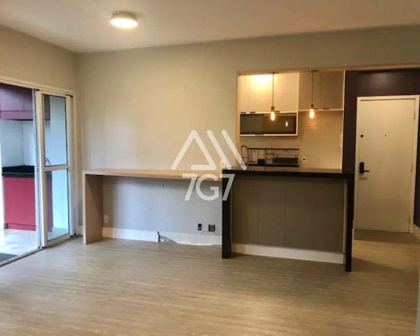 Foto 1 de Apartamento com 2 Quartos à venda, 70m² em Vila Sônia, São Paulo