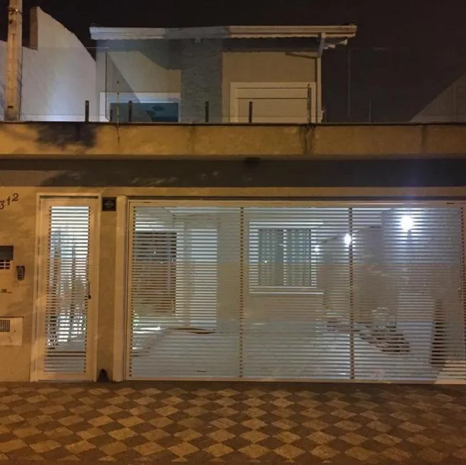 Foto 1 de Sobrado com 3 Quartos à venda, 200m² em Jardim dos Ipês, Suzano
