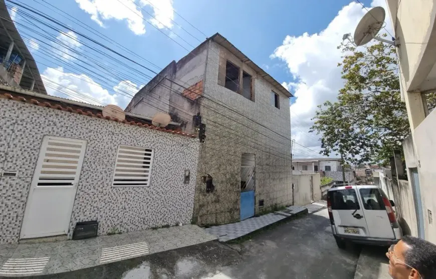 Foto 1 de Imóvel Comercial com 10 Quartos à venda, 586m² em Cajazeiras X, Salvador