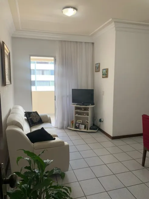 Foto 1 de Apartamento com 2 Quartos à venda, 73m² em Costa Azul, Salvador