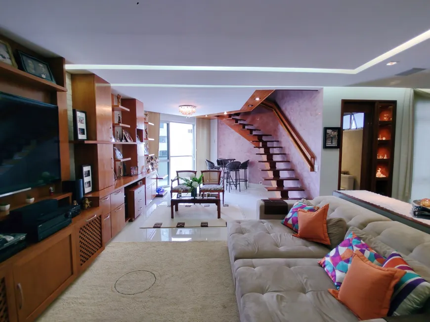 Foto 1 de Apartamento com 4 Quartos à venda, 214m² em Setor Oeste, Goiânia