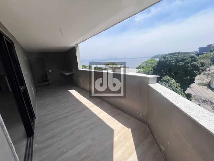 Foto 1 de Apartamento com 3 Quartos à venda, 137m² em Cacuia, Rio de Janeiro