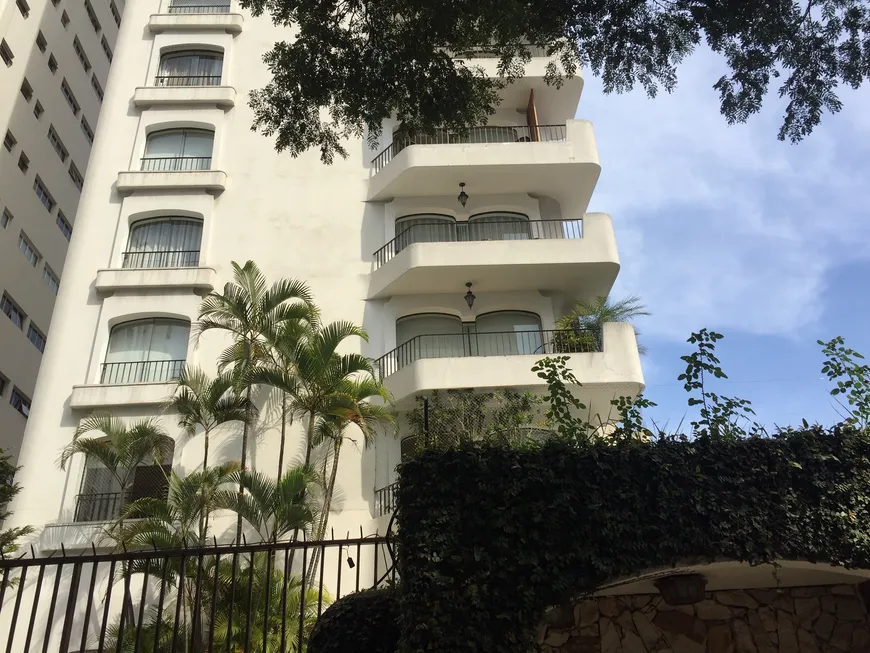 Foto 1 de Apartamento com 4 Quartos para venda ou aluguel, 170m² em Jardim América, São Paulo