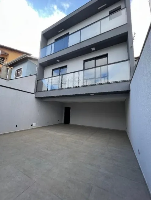 Foto 1 de Casa com 3 Quartos à venda, 180m² em Jardim Nathalie, Mogi das Cruzes