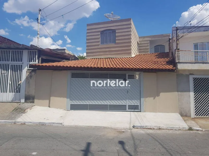 Foto 1 de Sobrado com 3 Quartos à venda, 130m² em Vila Dionísia, São Paulo