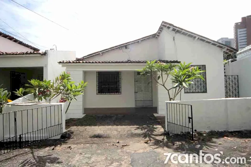 Foto 1 de Casa com 3 Quartos para alugar, 120m² em Dionísio Torres, Fortaleza