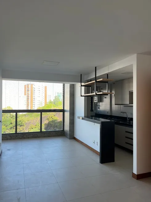 Foto 1 de Apartamento com 2 Quartos para alugar, 76m² em Praia do Canto, Vitória