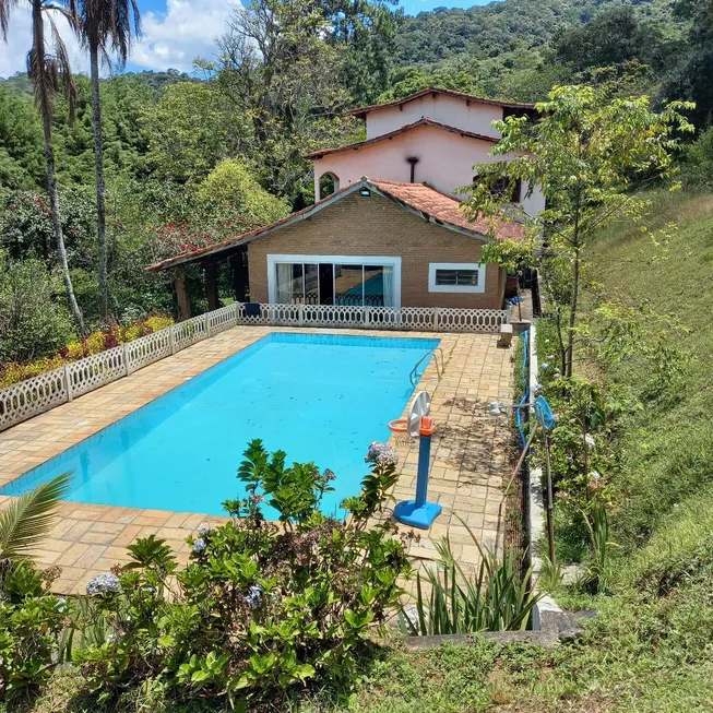 Foto 1 de Fazenda/Sítio com 8 Quartos à venda, 48000m² em Remedios, Mairiporã