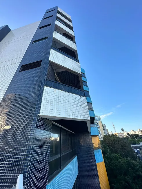 Foto 1 de Apartamento com 4 Quartos à venda, 215m² em Rio Vermelho, Salvador