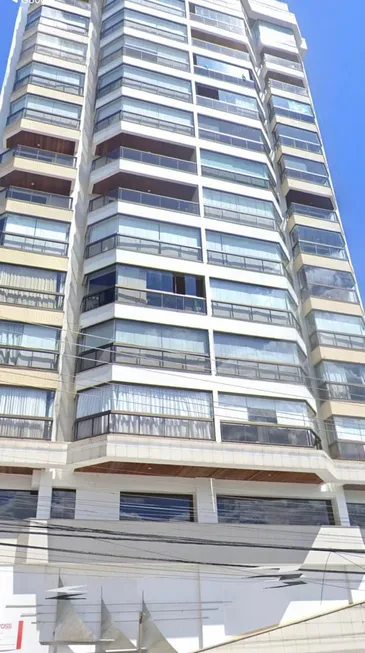 Foto 1 de Apartamento com 3 Quartos à venda, 121m² em Beira Mar, Florianópolis