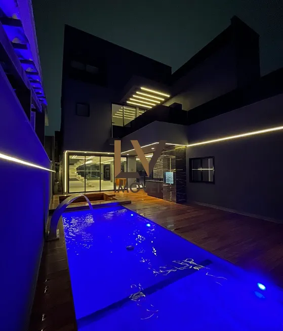 Foto 1 de Casa de Condomínio com 5 Quartos à venda, 350m² em Recreio Dos Bandeirantes, Rio de Janeiro