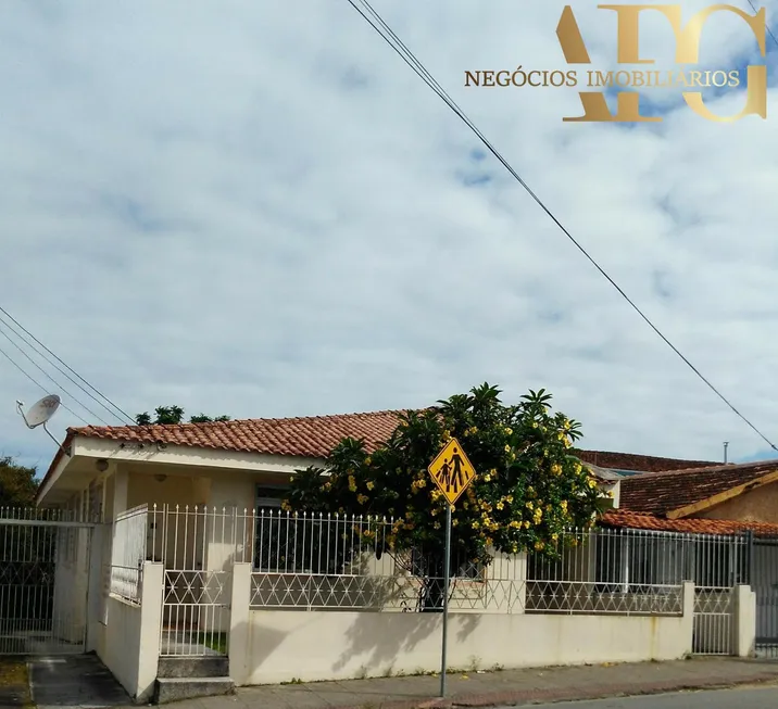 Foto 1 de Casa com 5 Quartos à venda, 216m² em Ipiranga, São José