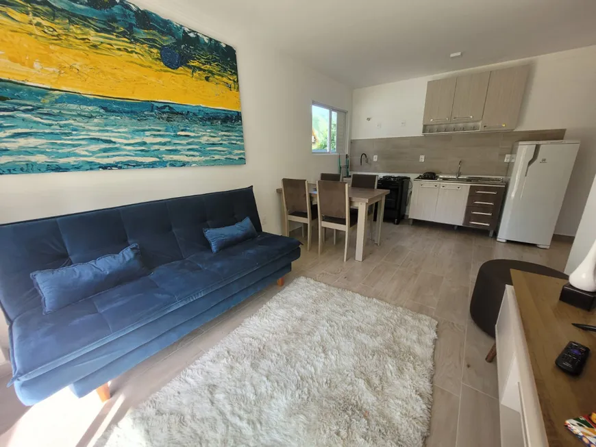 Foto 1 de Apartamento com 1 Quarto para alugar, 52m² em Mariscal, Bombinhas