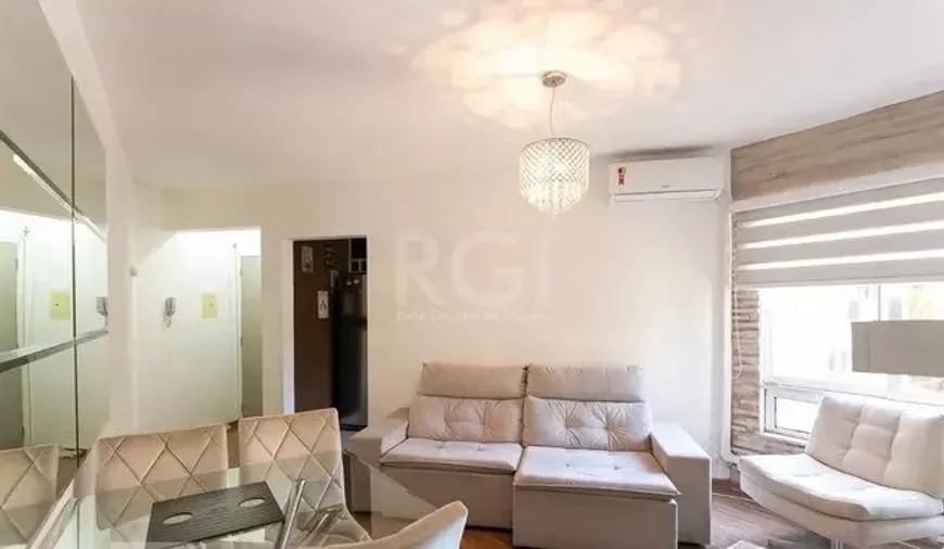 Foto 1 de Apartamento com 2 Quartos à venda, 58m² em Nonoai, Porto Alegre