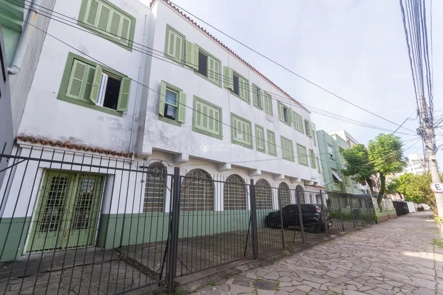 Foto 1 de Apartamento com 1 Quarto para alugar, 40m² em Floresta, Porto Alegre