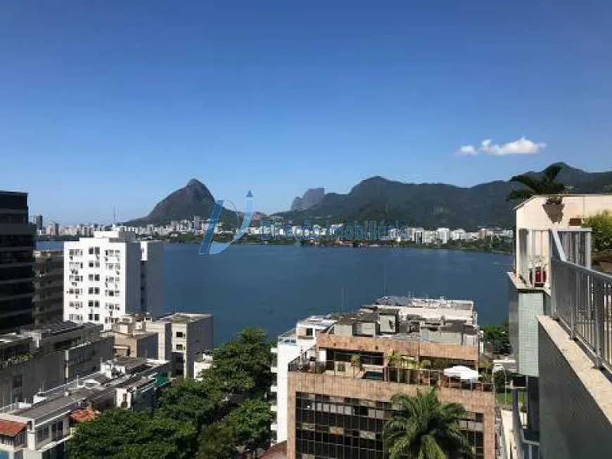 Foto 1 de Cobertura com 2 Quartos à venda, 192m² em Lagoa, Rio de Janeiro