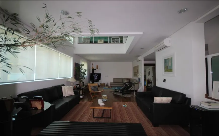 Foto 1 de Apartamento com 4 Quartos à venda, 302m² em Chacara Itaim , São Paulo