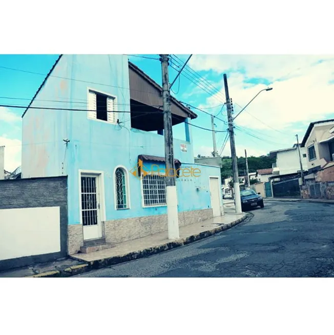 Foto 1 de Casa com 2 Quartos à venda, 55m² em São Benedito, Guaratinguetá