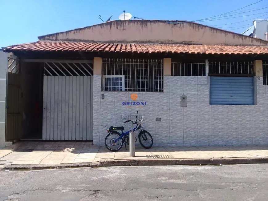 Foto 1 de Casa com 2 Quartos à venda, 219m² em Vila Nipônica, Bauru